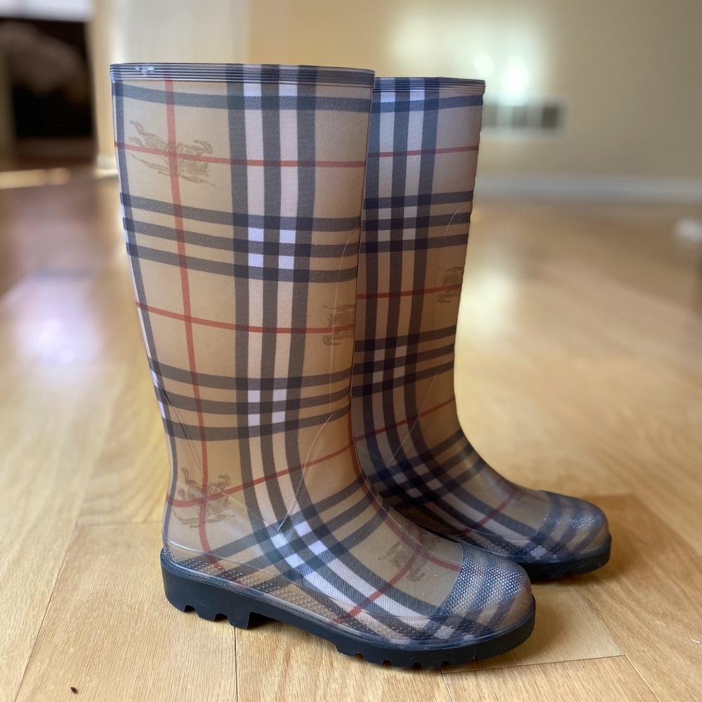 Burberry Boots